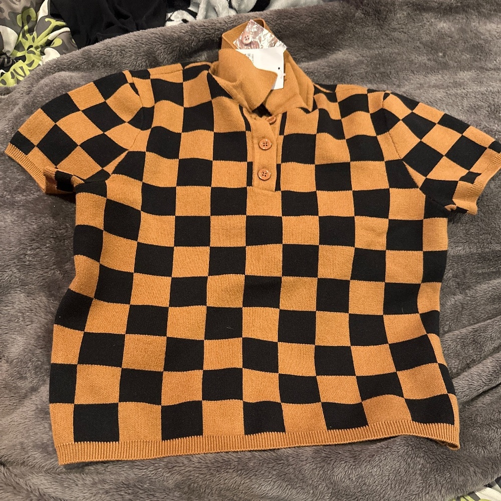 Checked collared shirt